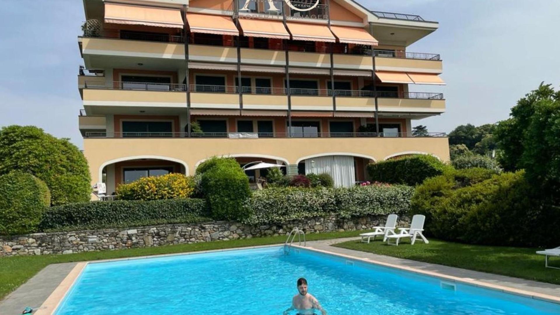 The House On The Lake Reno Di Leggiuno Exteriör bild